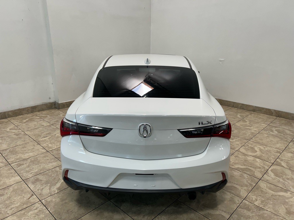 2019 Acura ILX Image 8