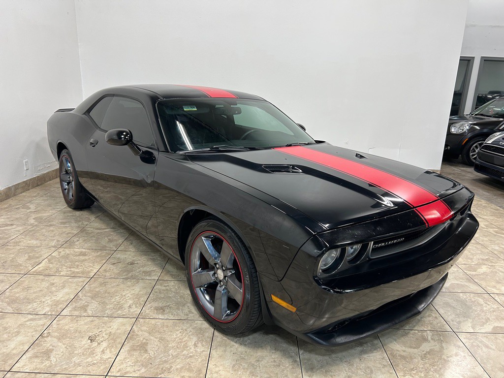2012 Dodge Challenger Image 5