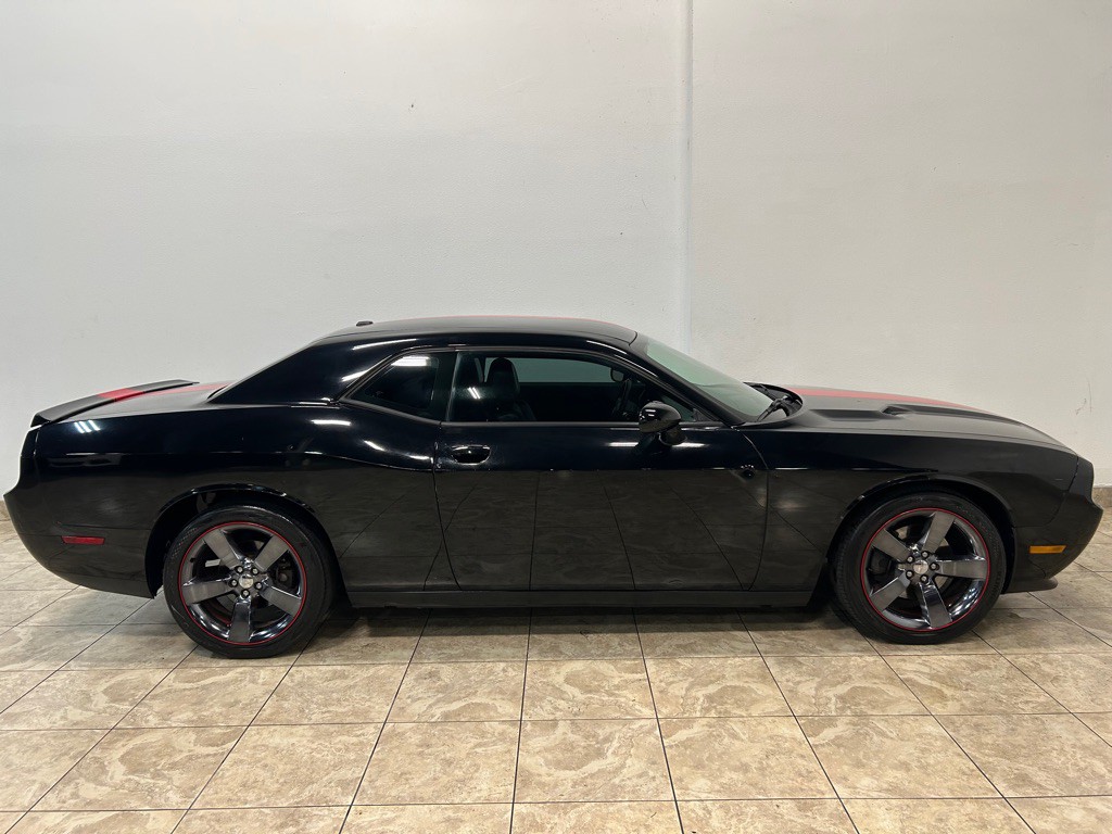 2012 Dodge Challenger Image 6