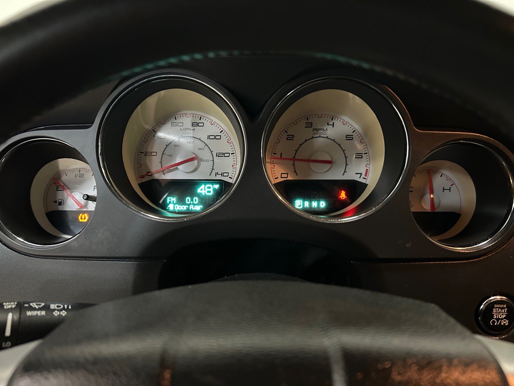 2012 Dodge Challenger Image 25