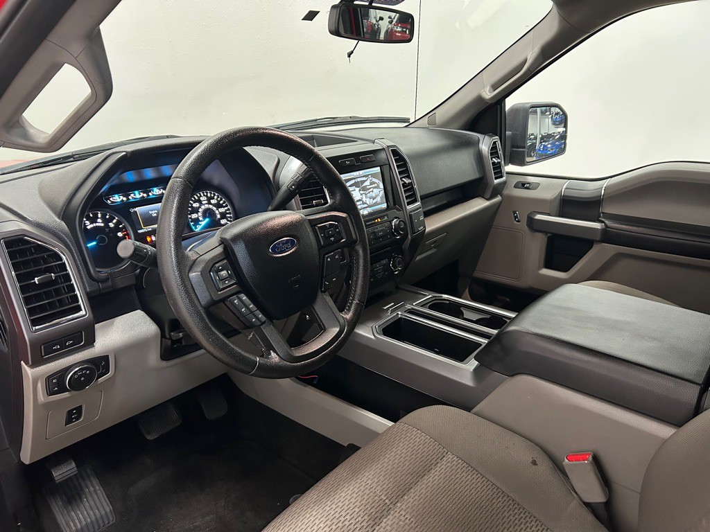 2015 Ford F-150 Image 28