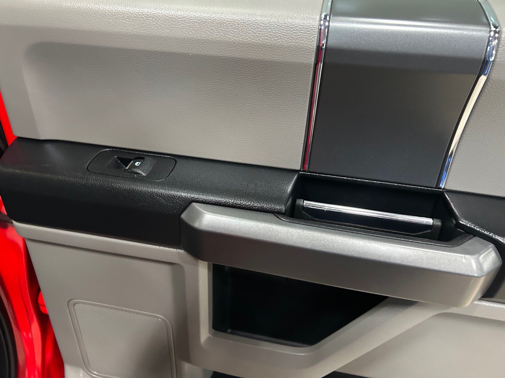 2015 Ford F-150 Image 36