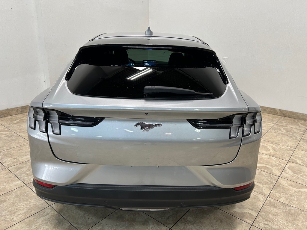 2021 Ford Mustang Image 8