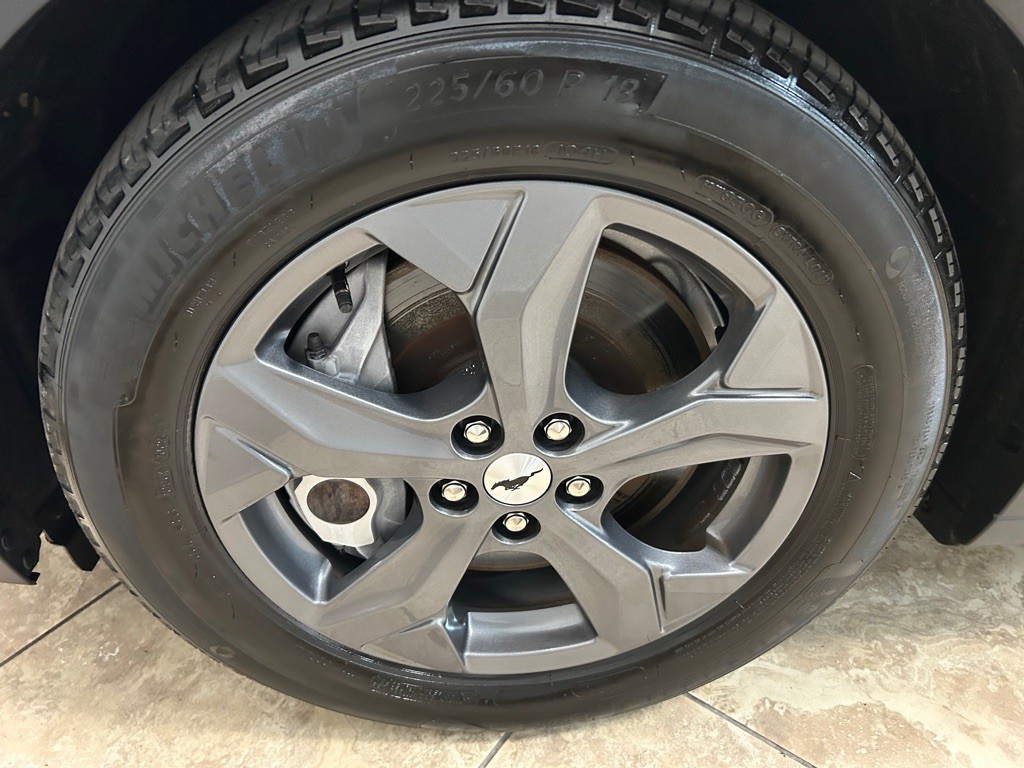 2021 Ford Mustang Image 13