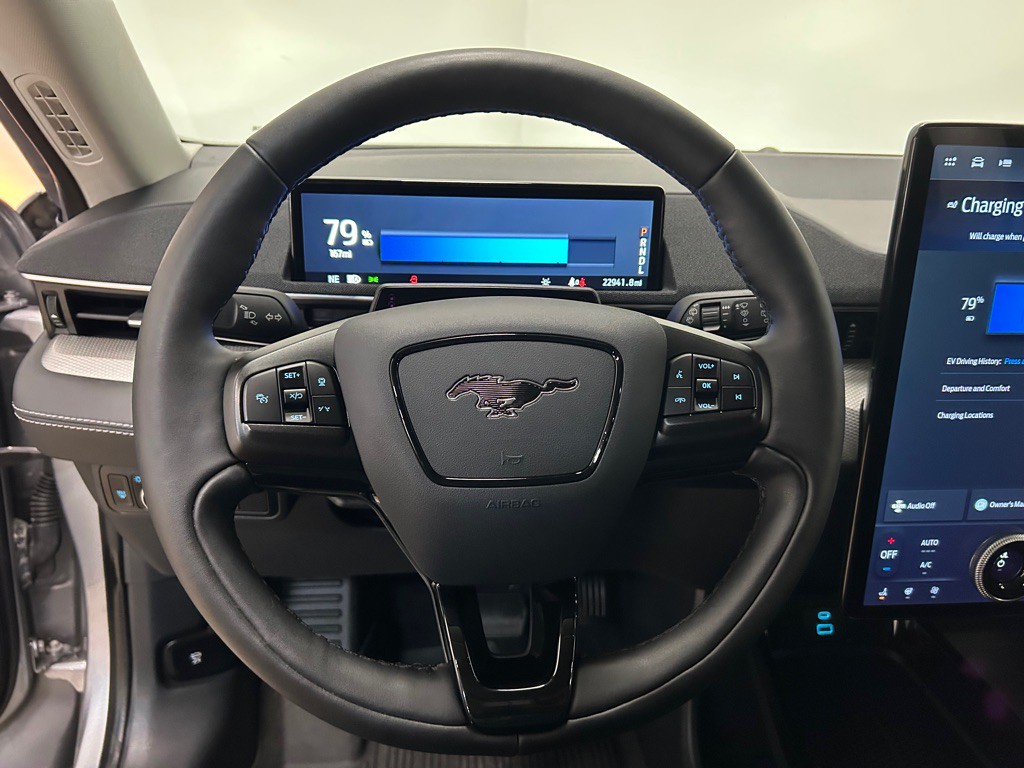 2021 Ford Mustang Image 18