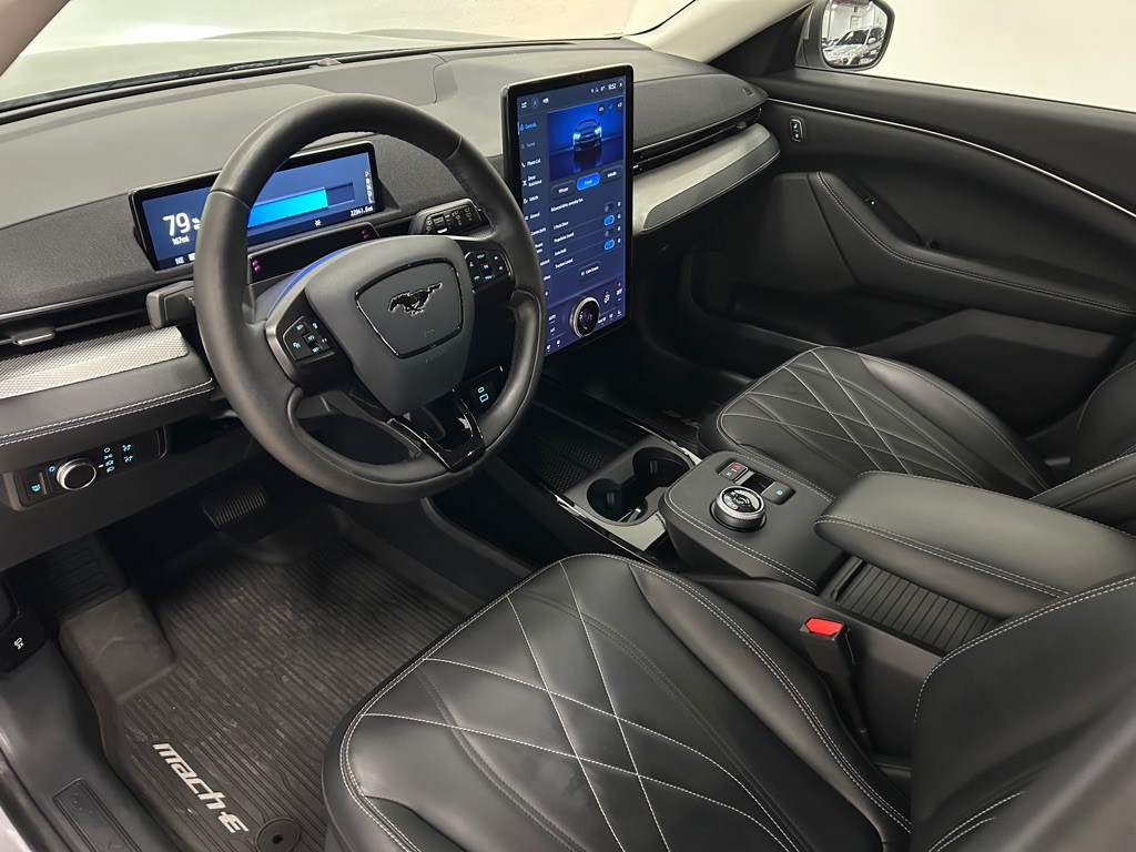 2021 Ford Mustang Image 26