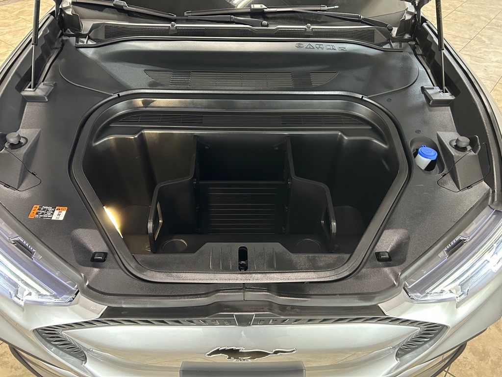 2021 Ford Mustang Image 39