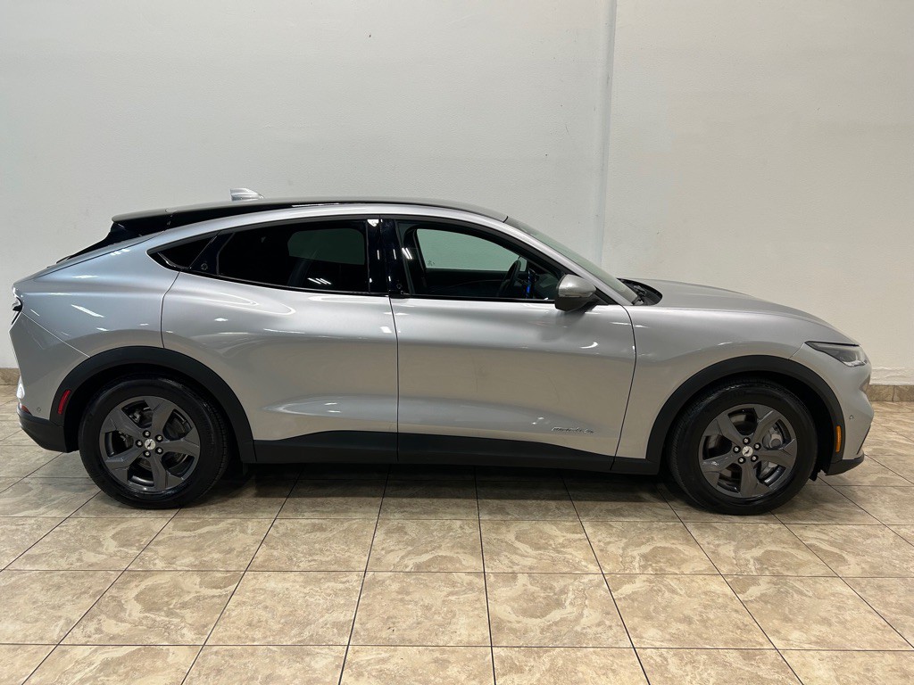 2021 Ford Mustang Image 6