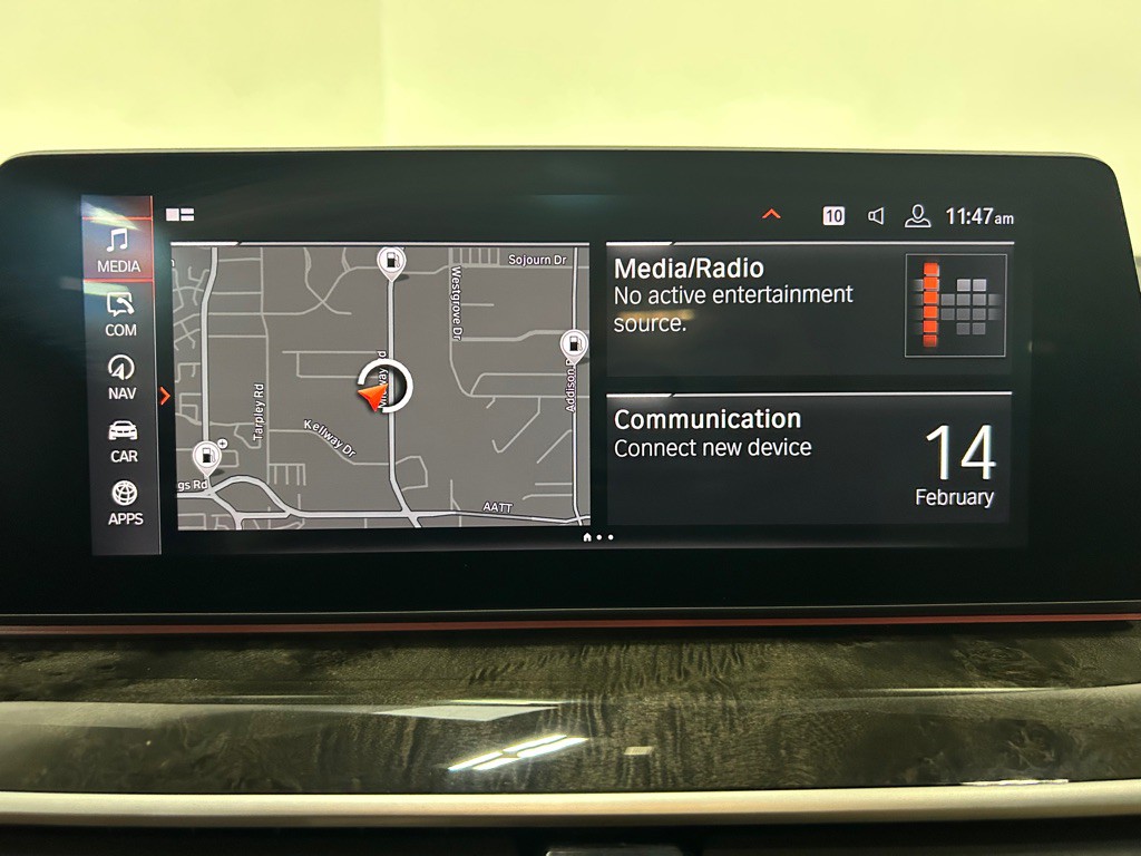 2020 BMW 5 Series Image 25