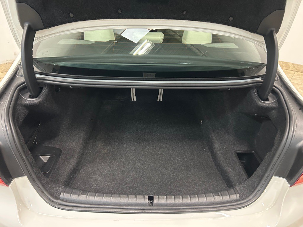 2020 BMW 5 Series Image 43