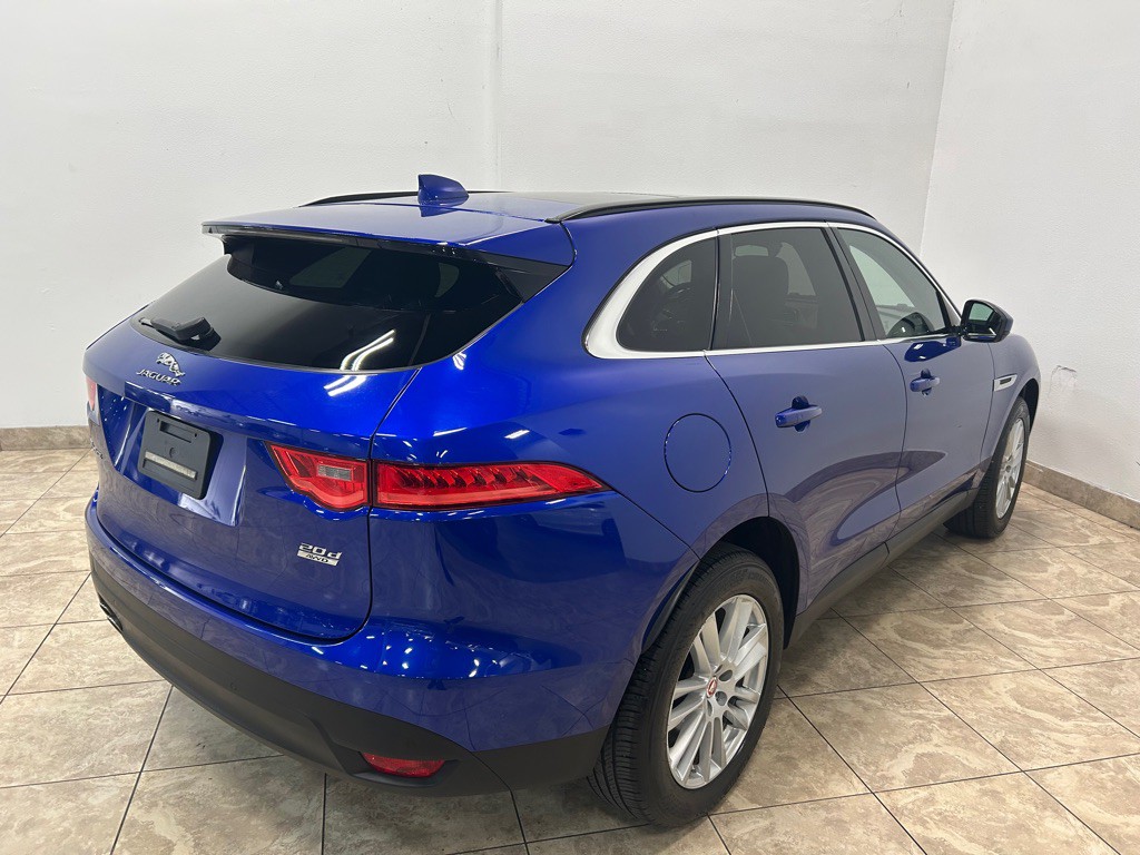 2018 Jaguar F-PACE Image 7