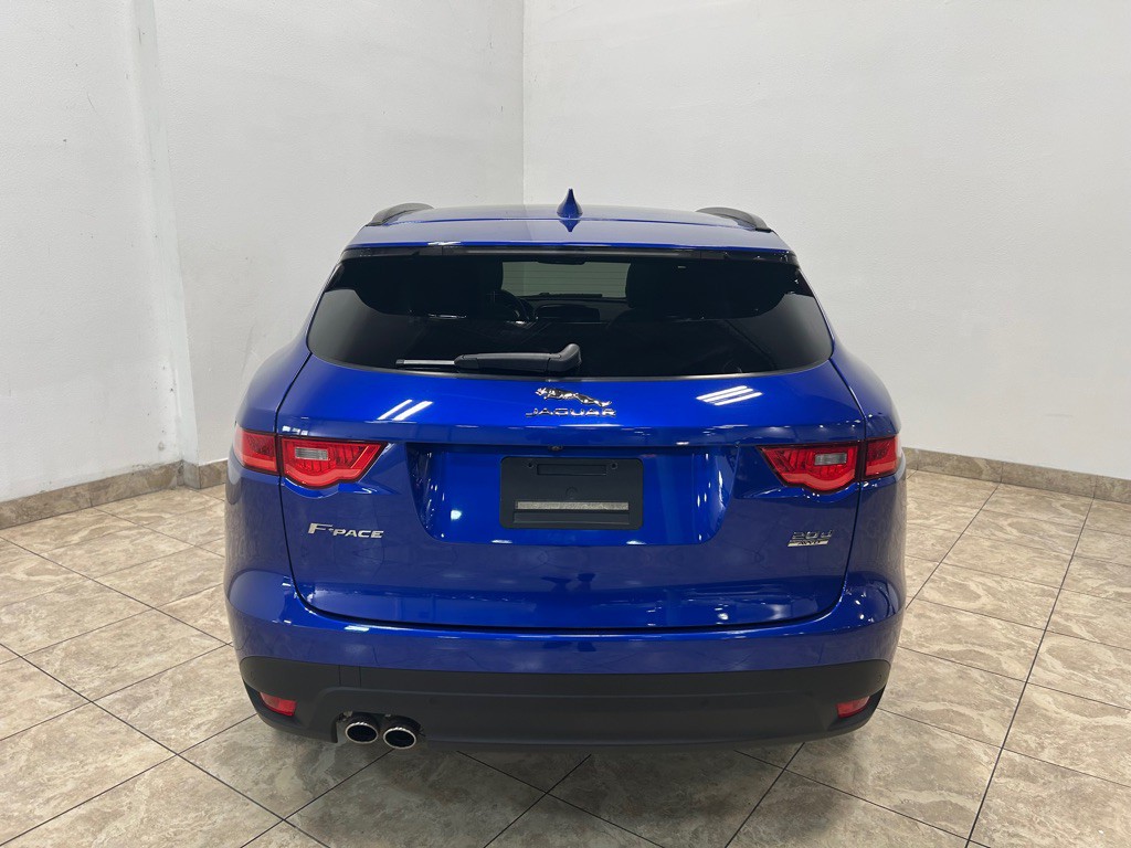 2018 Jaguar F-PACE Image 8