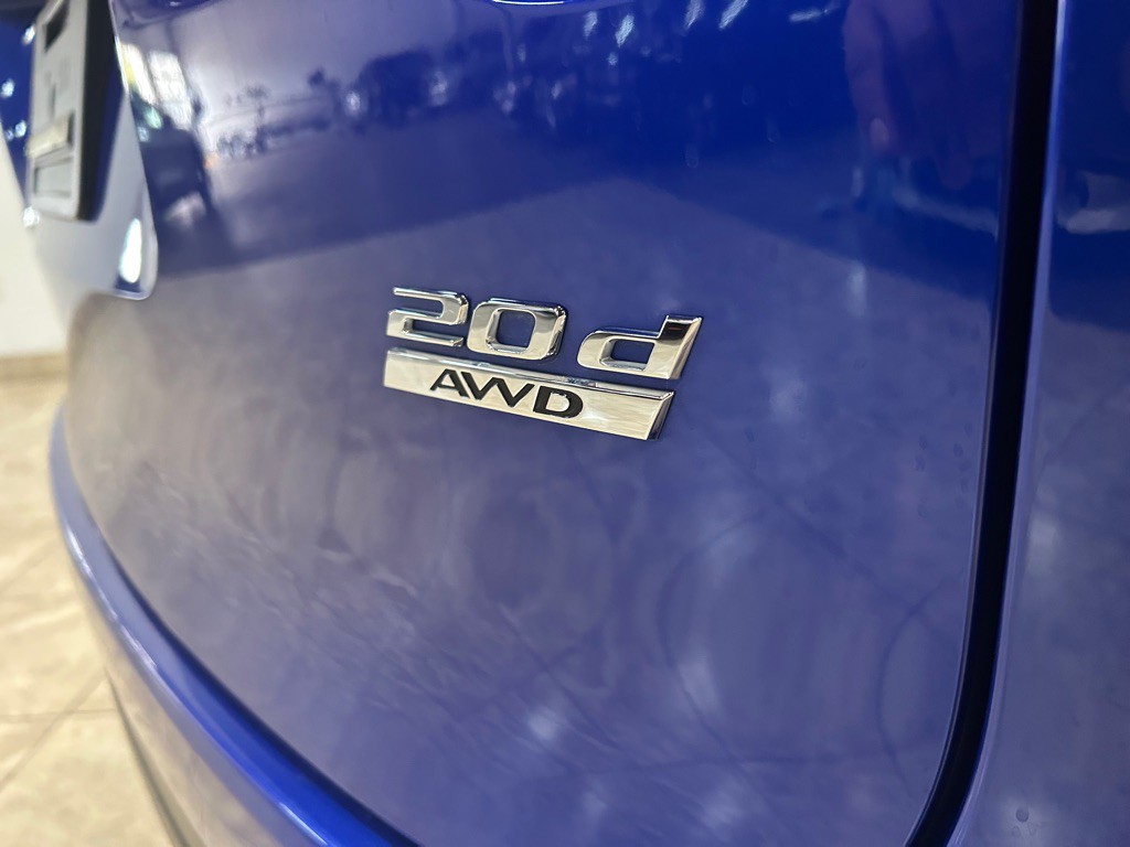 2018 Jaguar F-PACE Image 14