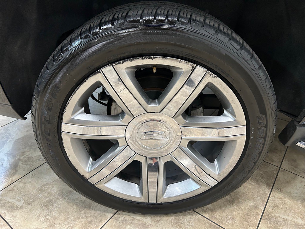 2018 Cadillac Escalade Image 11