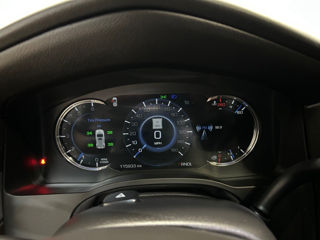 2018 Cadillac Escalade Image 18