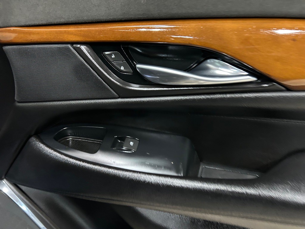2018 Cadillac Escalade Image 30