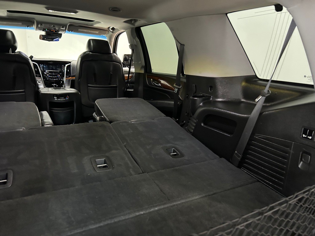2018 Cadillac Escalade Image 46