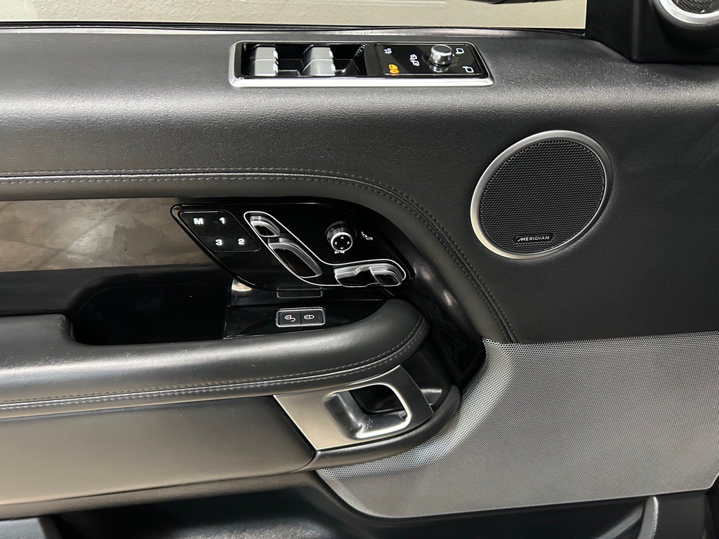 2019 Land Rover Range Rover Image 15
