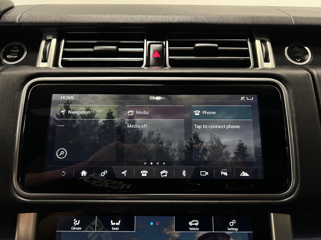 2019 Land Rover Range Rover Image 22