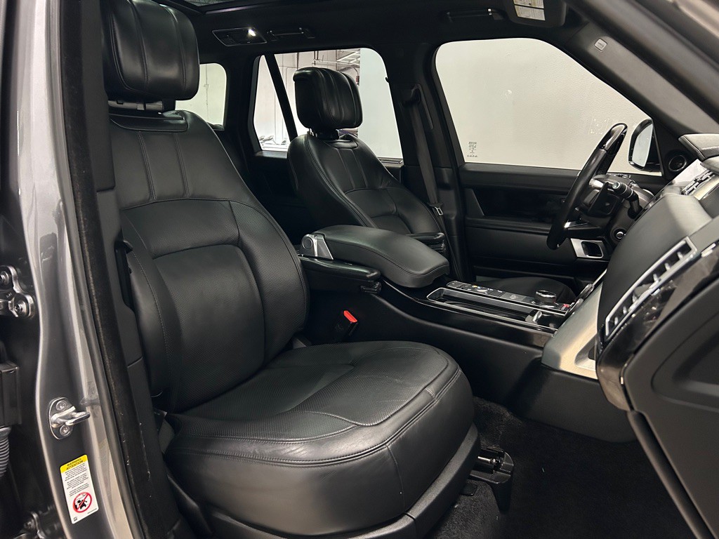 2019 Land Rover Range Rover Image 30