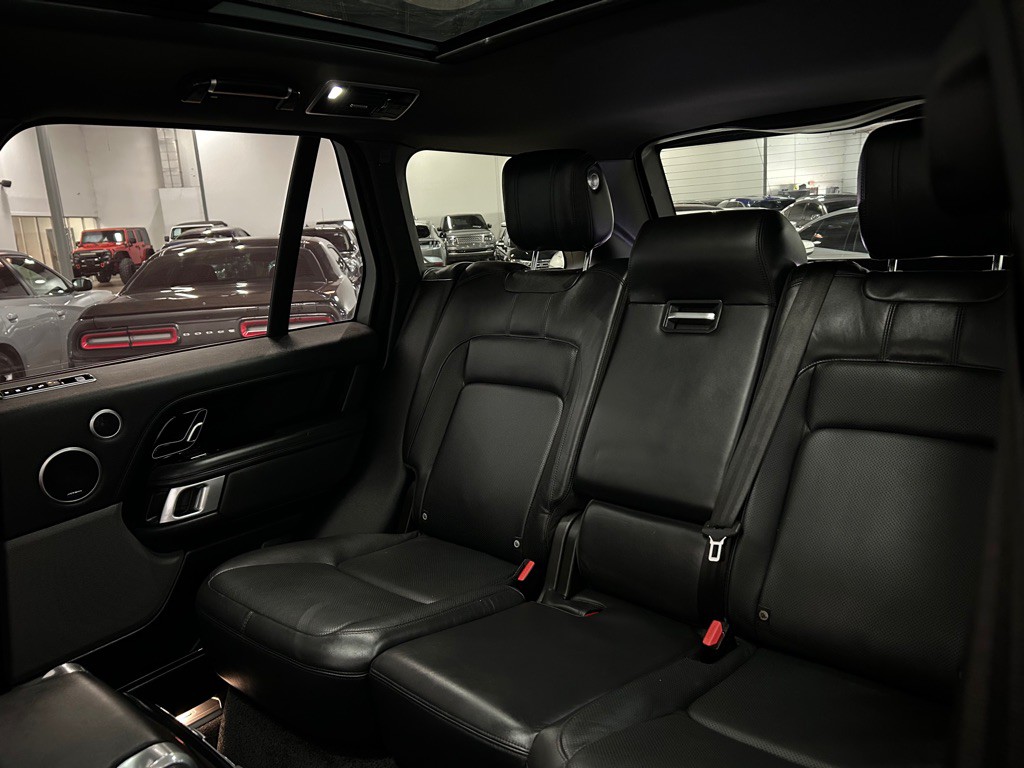 2019 Land Rover Range Rover Image 35