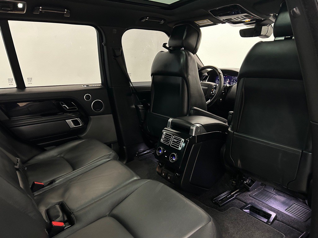2019 Land Rover Range Rover Image 38