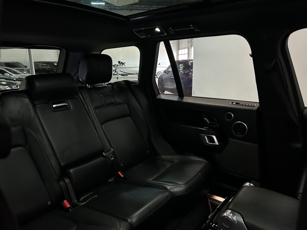 2019 Land Rover Range Rover Image 39