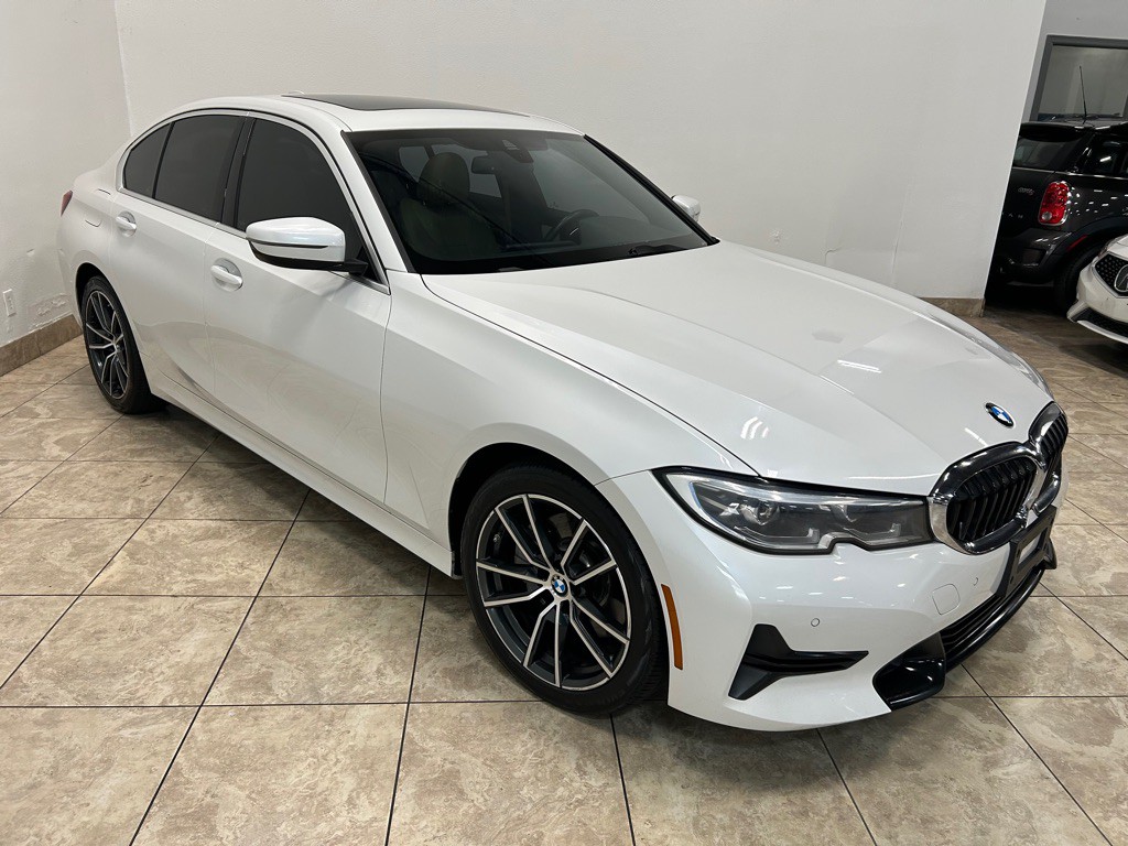 2022 BMW 3 Series Image 5