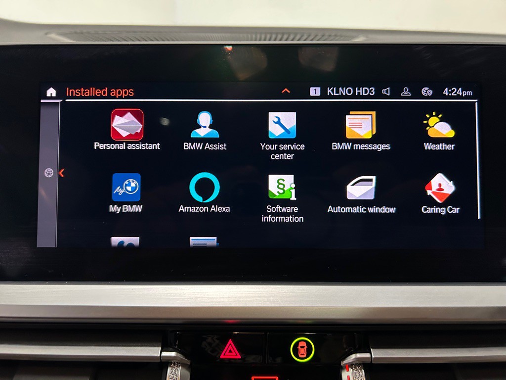 2022 BMW 3 Series Image 25