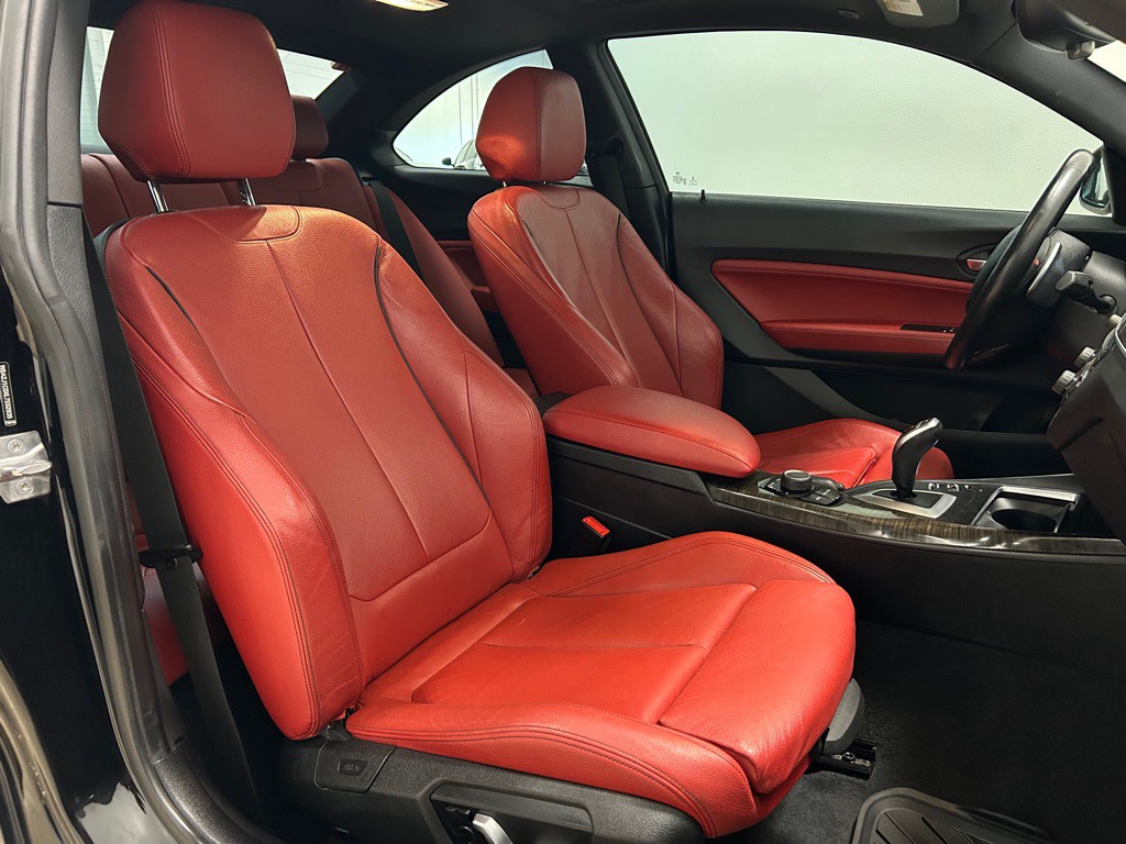 2020 BMW 2 Series Image 30