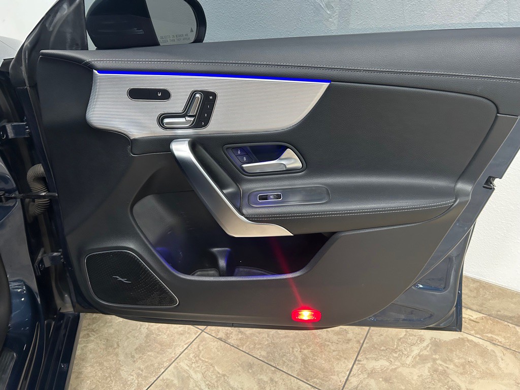 2020 Mercedes-Benz CLA-Class Image 28