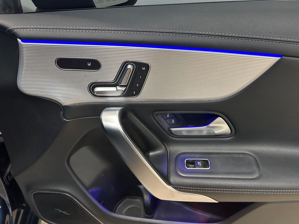 2020 Mercedes-Benz CLA-Class Image 29