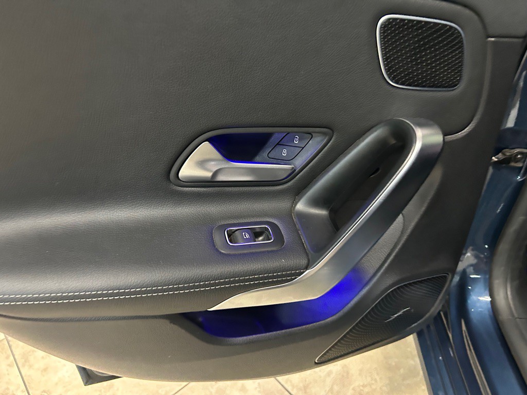 2020 Mercedes-Benz CLA-Class Image 34