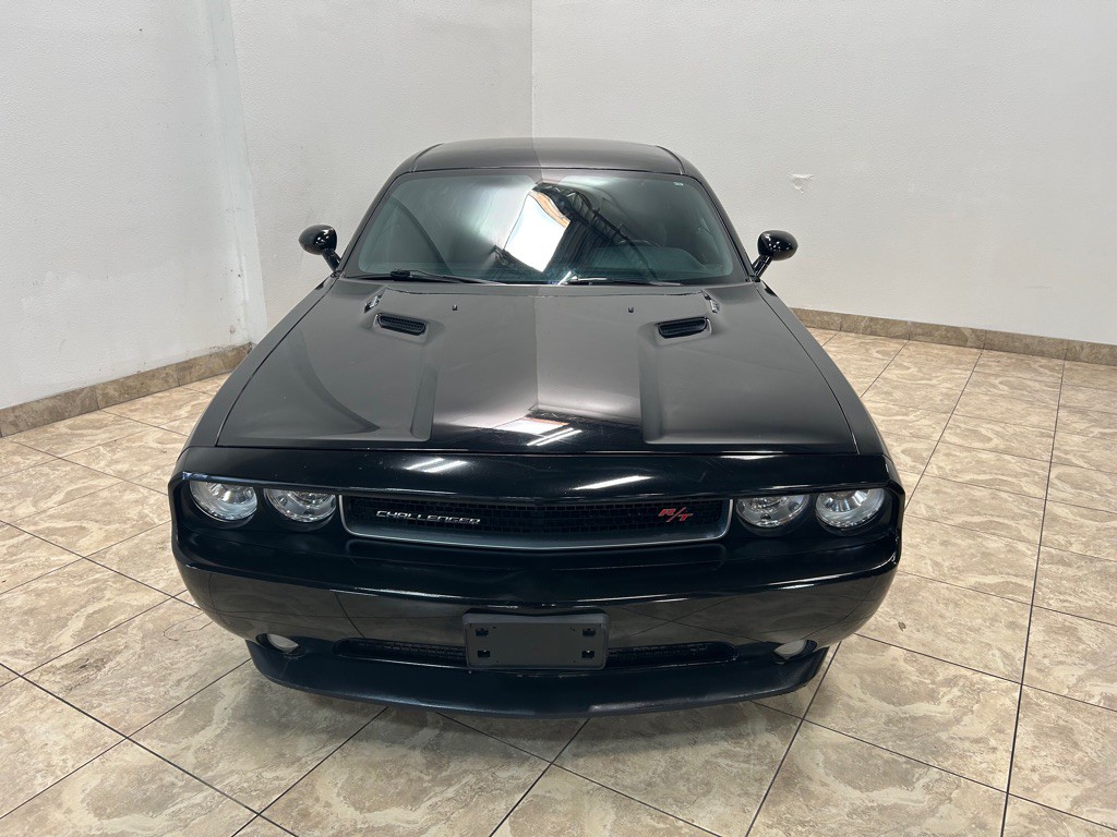 2013 Dodge Challenger Image 2