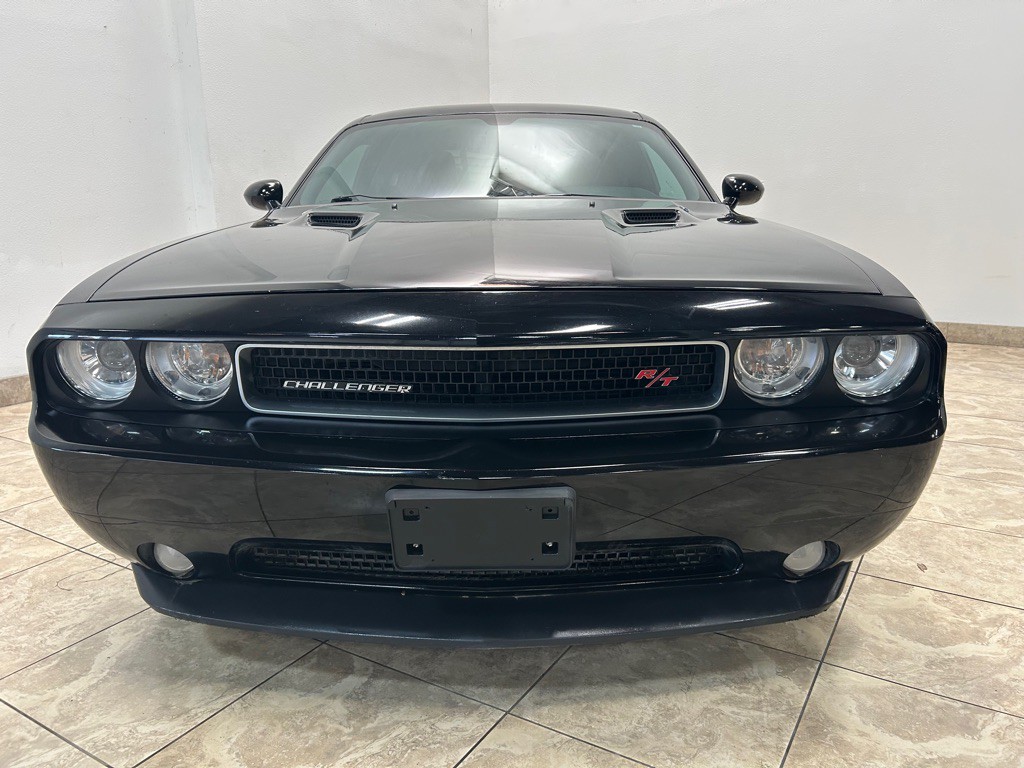 2013 Dodge Challenger Image 3