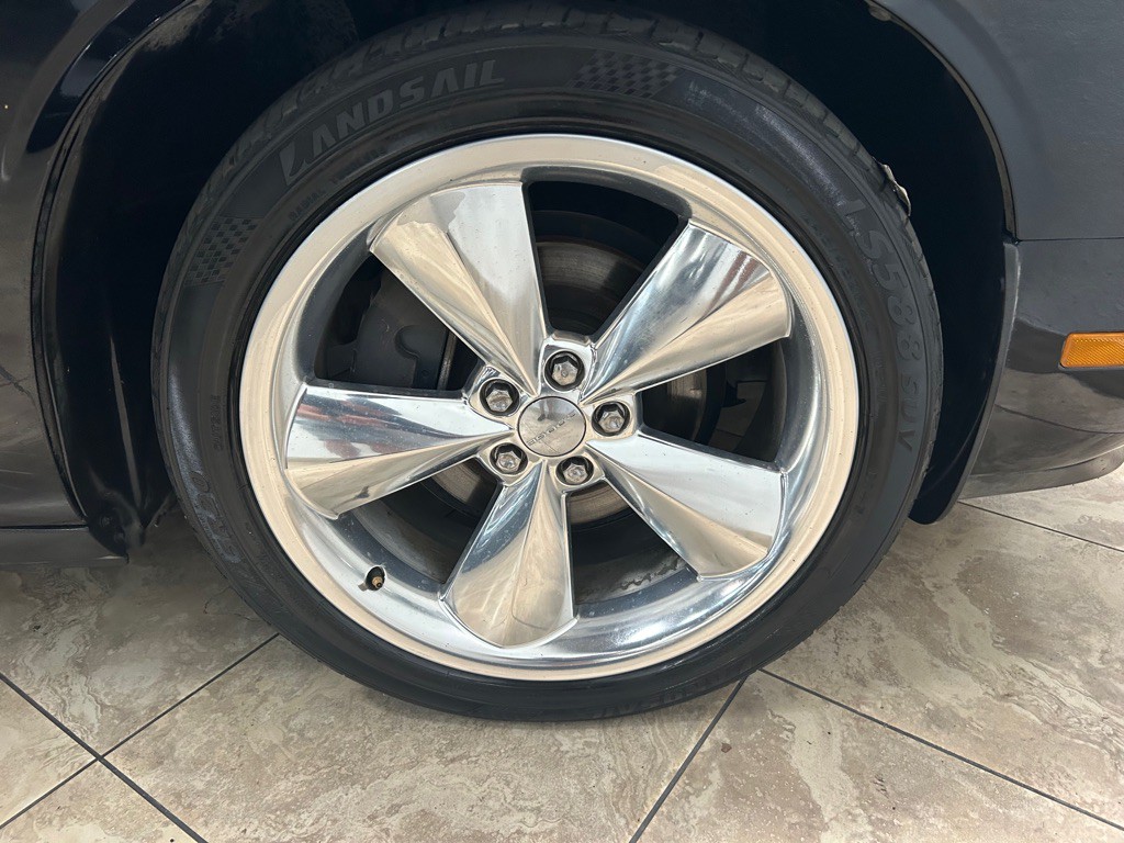 2013 Dodge Challenger Image 10