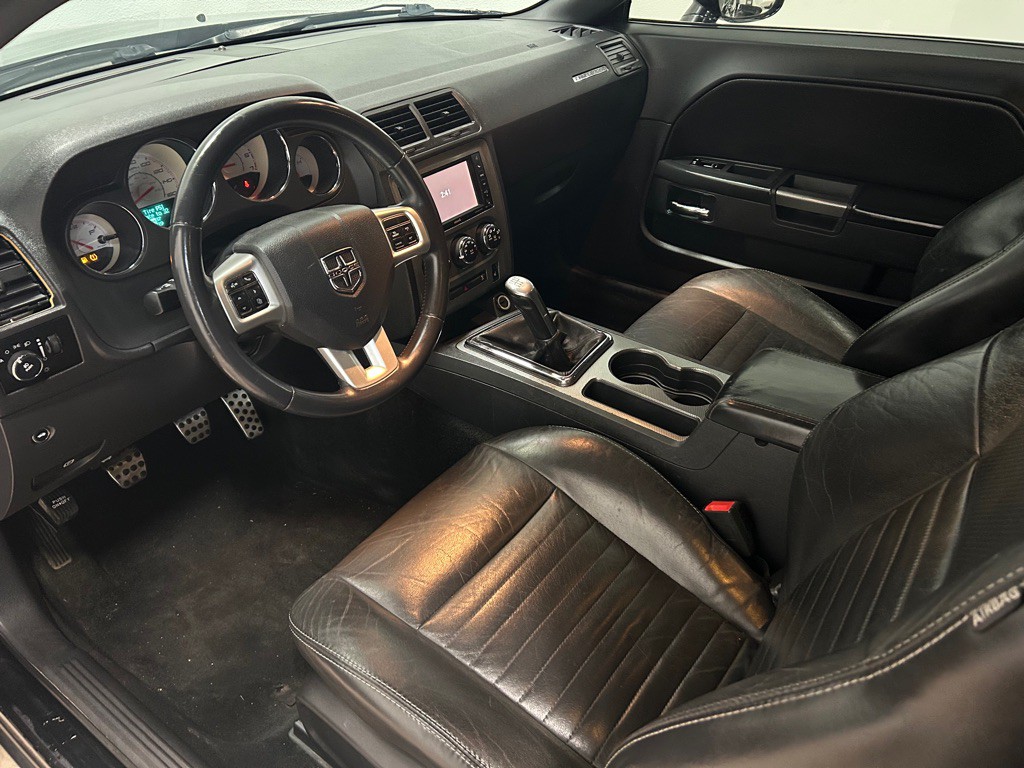 2013 Dodge Challenger Image 21
