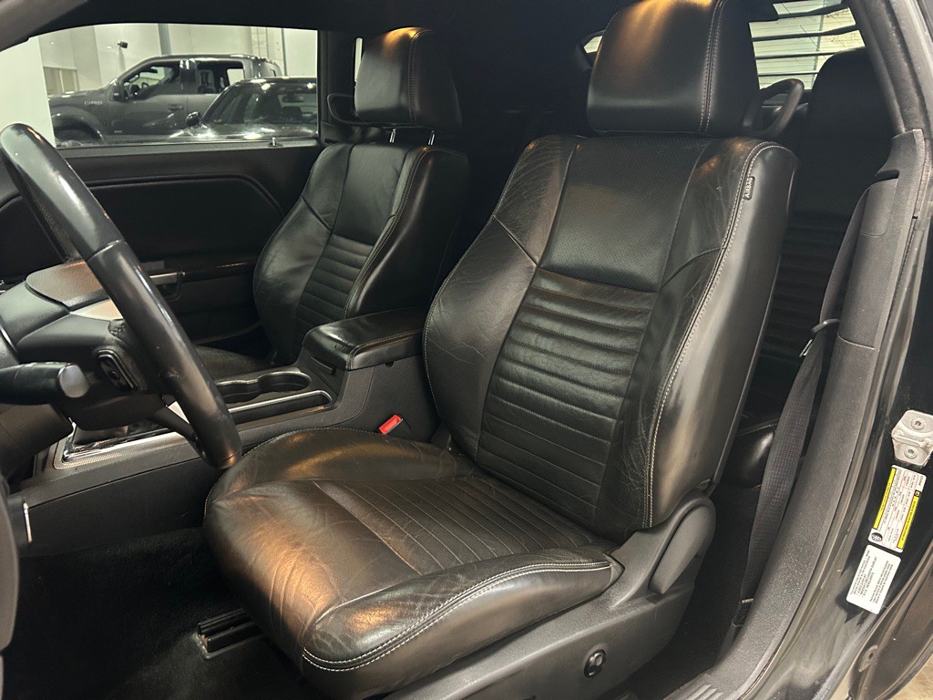 2013 Dodge Challenger Image 22