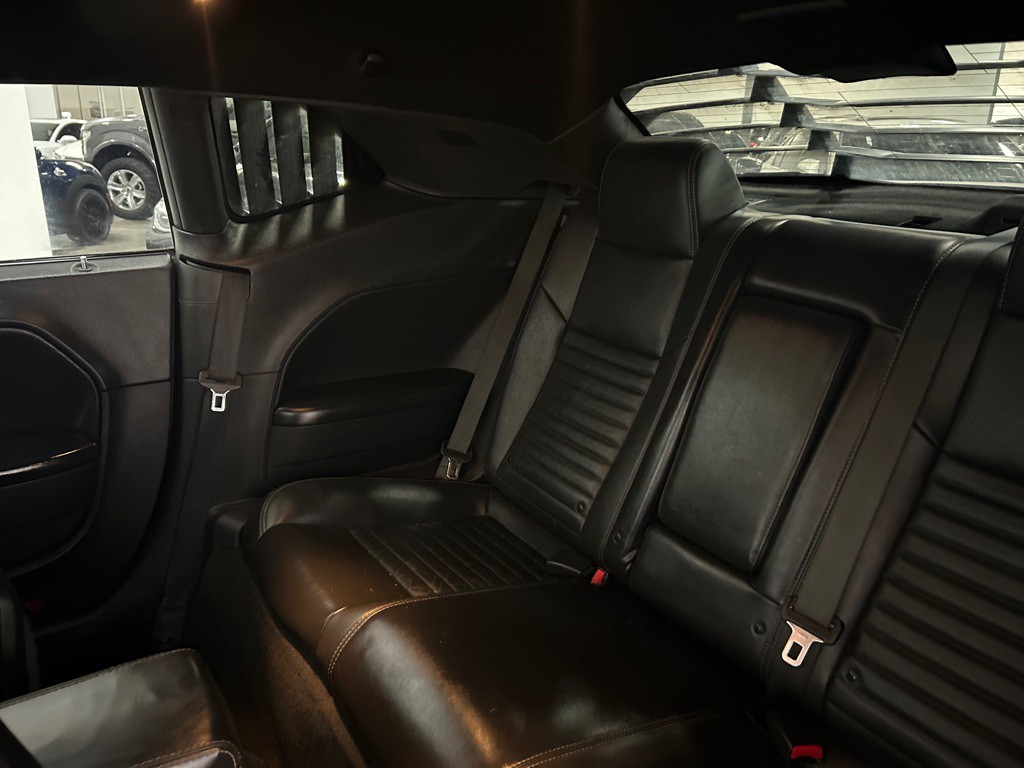 2013 Dodge Challenger Image 27