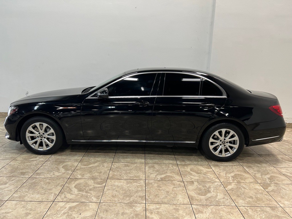 2017 Mercedes-Benz E-Class Image 5