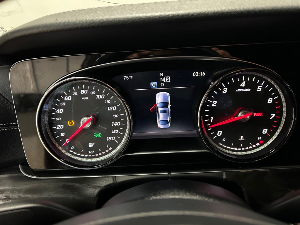 2017 Mercedes-Benz E-Class Image 17