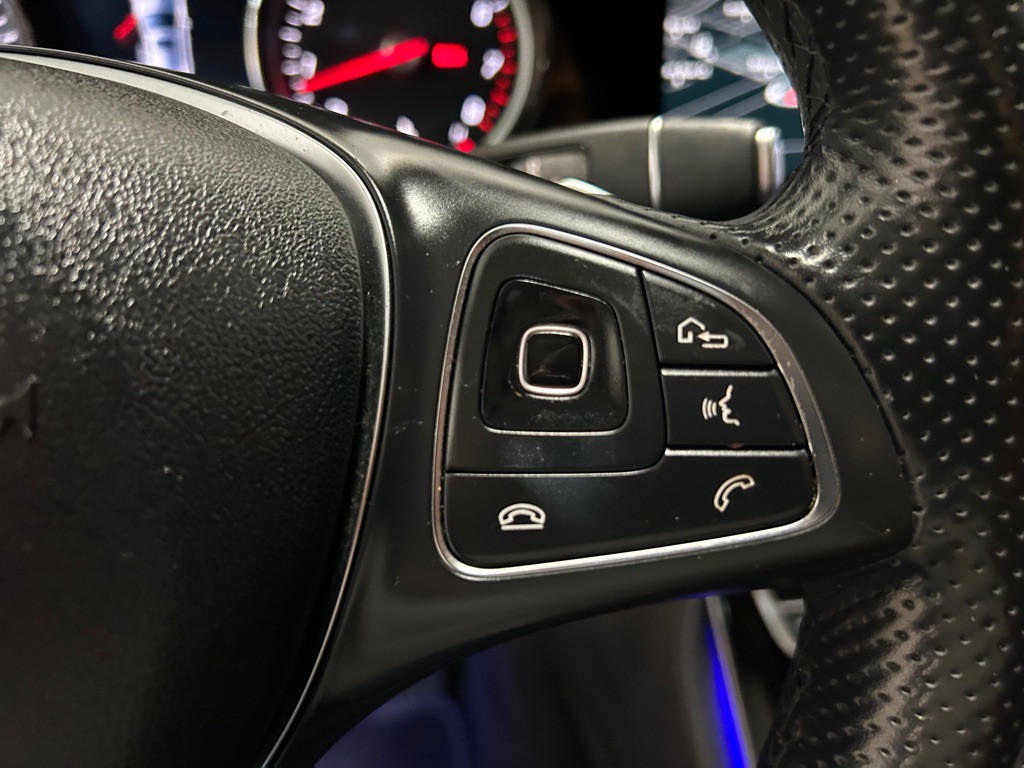 2017 Mercedes-Benz E-Class Image 20