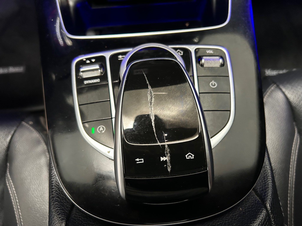 2017 Mercedes-Benz E-Class Image 21