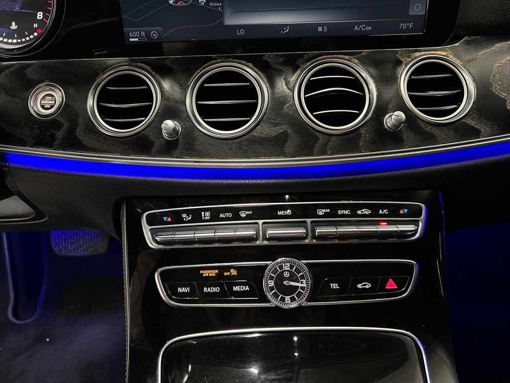 2017 Mercedes-Benz E-Class Image 24