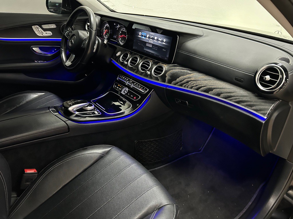 2017 Mercedes-Benz E-Class Image 29