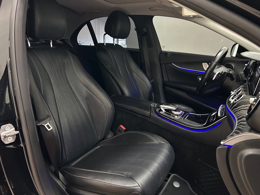 2017 Mercedes-Benz E-Class Image 30