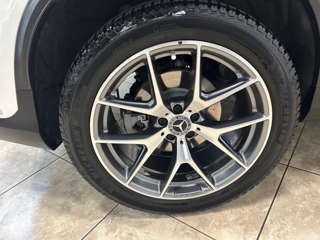 2020 Mercedes-Benz GLC-Class Image 11