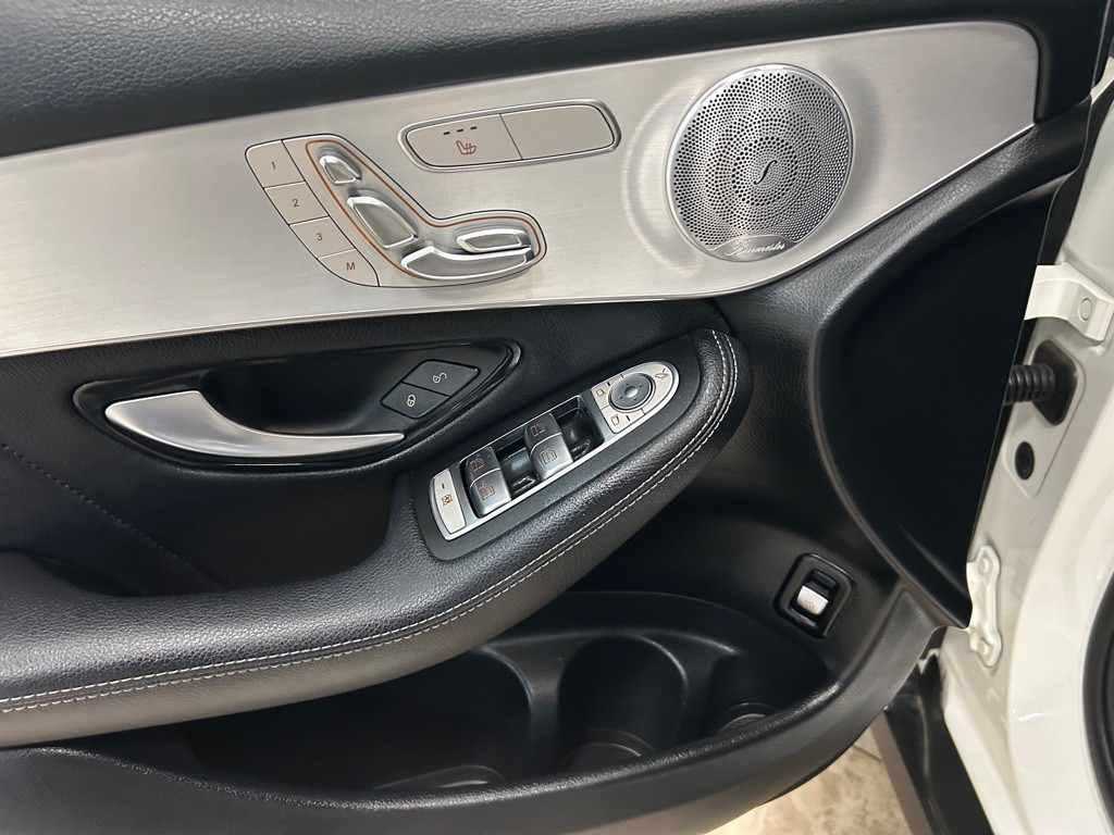 2020 Mercedes-Benz GLC-Class Image 18