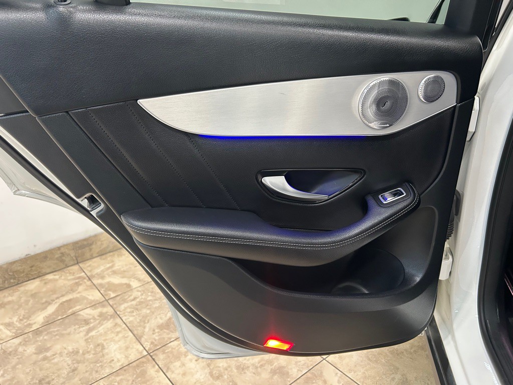 2020 Mercedes-Benz GLC-Class Image 33