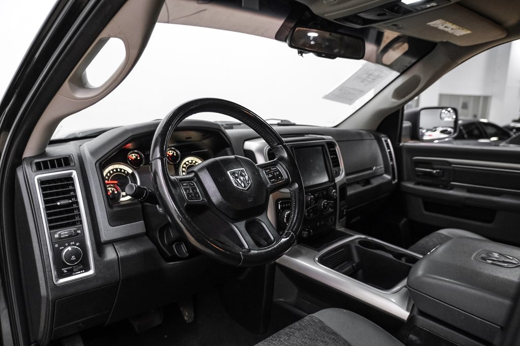 2018 RAM 1500 Image 3